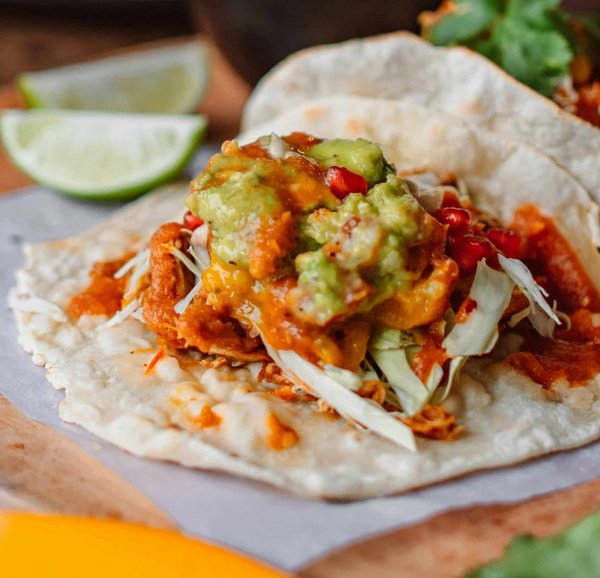 What's the Key to Creating a Flavorful Gourmet Taco with Mango Salsa?